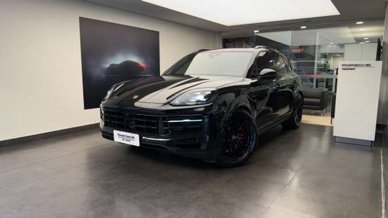 PORSCHE-CAYENNE-2025