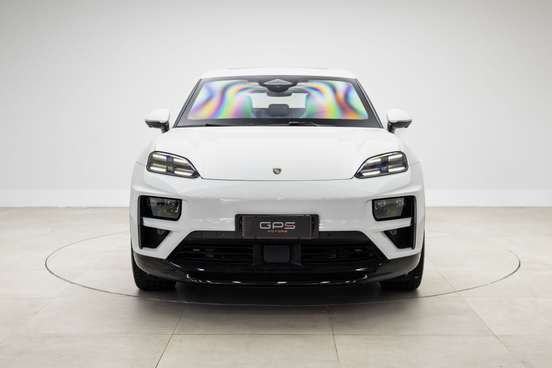 PORSCHE-MACAN-2025