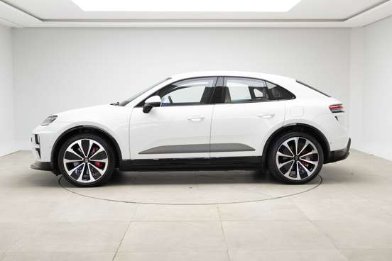 PORSCHE-MACAN-2025