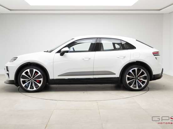 PORSCHE-MACAN-TURBO ELÉTRICO PORSCHE-MACAN-2025