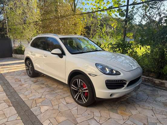 PORSCHE-CAYENNE-4.8 S 4X4 V8 32V GASOLINA 4P TIPTRONIC PORSCHE-CAYENNE-2010