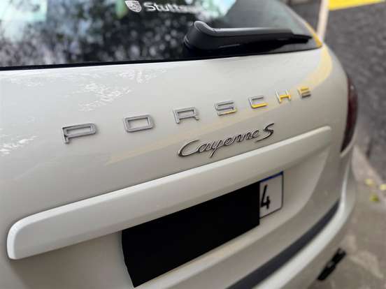 PORSCHE-CAYENNE-4.8 S 4X4 V8 32V TURBO GASOLINA 4P TIPTRONIC PORSCHE-CAYENNE-2012