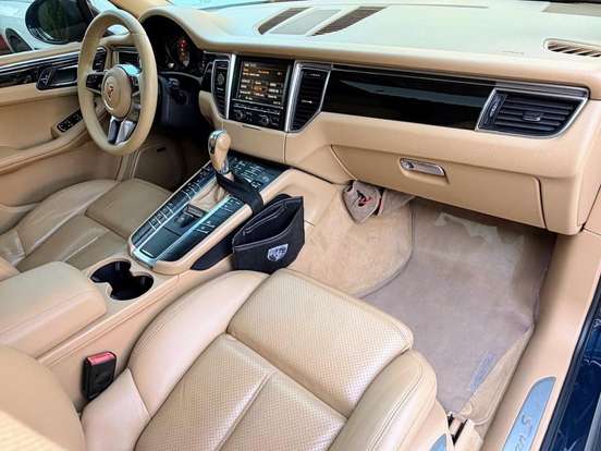 PORSCHE-MACAN-2014