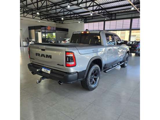RAM-1500-5.7 V8 GASOLINA REBEL CD 4X4 AUTOMÁTICO RAM-1500-2021