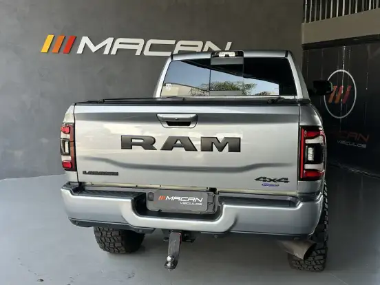 RAM-3500-6.7 I6 TURBO DIESEL LARAMIE NIGHT EDITION CD 4X4 AUTOMÁTICO RAM-3500-2022