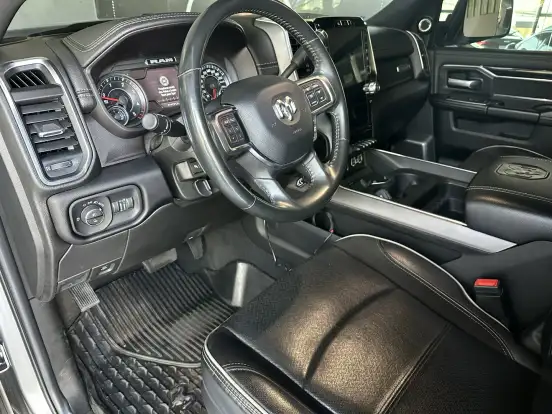 RAM-3500-6.7 I6 TURBO DIESEL LARAMIE NIGHT EDITION CD 4X4 AUTOMÁTICO RAM-3500-2022