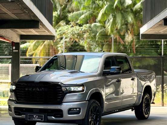 RAM-1500-3.0 HURRICANE 6 BITURBO GASOLINA LARAMIE NIGHT EDITION CD 4X4 AUTOMÁTICO RAM-1500-2025