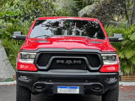 RAM-1500-5.7 V8 GASOLINA REBEL CD 4X4 AUTOMÁTICO RAM-1500-2021