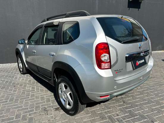 RENAULT-DUSTER-2013