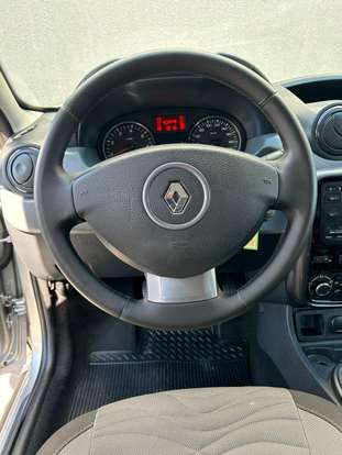 RENAULT-DUSTER-2013