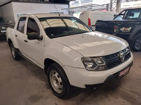RENAULT DUSTER OROCH 1.6 16V SCE FLEX EXPRESS MANUAL RENAULT DUSTER OROCH 1.6 16V SCE FLEX EXPRESS MANUAL