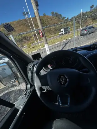 RENAULT-MASTER-2025