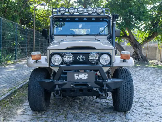 TOYOTA-BANDEIRANTE-3.7 BJ50LV 4X4 TETO RIGIDO DIESEL 2P MANUAL TOYOTA-BANDEIRANTE-1999
