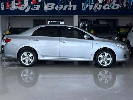 TOYOTA-COROLLA-2010