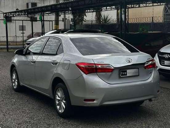 TOYOTA-COROLLA-1.8 GLI 16V FLEX 4P AUTOMÁTICO TOYOTA-COROLLA-2017