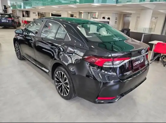 TOYOTA-COROLLA-2026