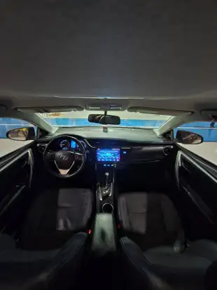 TOYOTA-COROLLA-2018