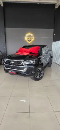 TOYOTA HILUX 2.8 D-4D TURBO DIESEL CD SRX 4X4 AUTOMÁTICO