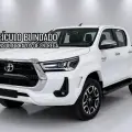 TOYOTA HILUX 2.8 D-4D TURBO DIESEL CD SRX PLUS 4X4 AUTOMÁTICO TOYOTA HILUX 2.8 D-4D TURBO DIESEL CD SRX PLUS 4X4 AUTOMÁTICO
