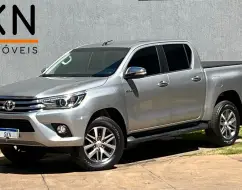 TOYOTA HILUX 2.8 SRX 4X4 CD 16V DIESEL 4P AUTOMÁTICO TOYOTA HILUX 2.8 SRX 4X4 CD 16V DIESEL 4P AUTOMÁTICO