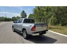 TOYOTA-HILUX-2.8 SRX 4X4 CD 16V DIESEL 4P AUTOMÁTICO TOYOTA-HILUX-2015