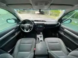 TOYOTA-HILUX-2018