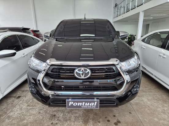 TOYOTA-HILUX-2.8 D-4D TURBO DIESEL CD SRV 4X4 AUTOMÁTICO TOYOTA-HILUX-2023