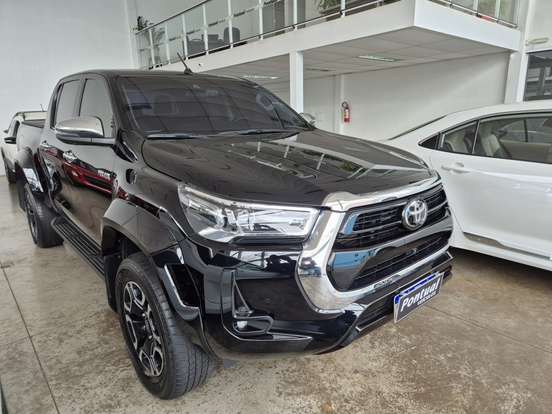 TOYOTA-HILUX-2024