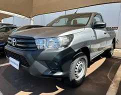TOYOTA HILUX 2.8 D-4D TURBO DIESEL CS 4X4 AUTOMÁTICO TOYOTA HILUX 2.8 D-4D TURBO DIESEL CS 4X4 AUTOMÁTICO