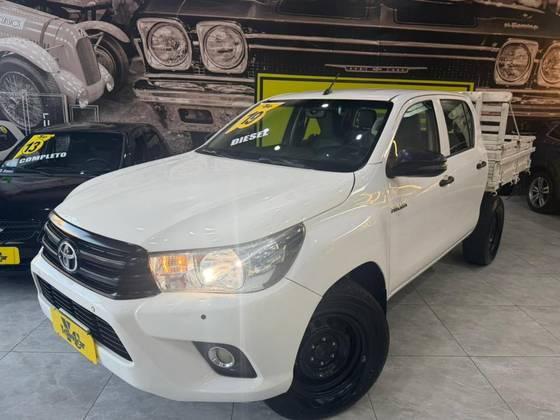 TOYOTA HILUX 2.8 NARROW 4X4 CD 16V DIESEL 4P MANUAL