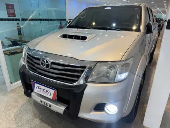 TOYOTA-HILUX-3.0 SRV 4X4 CD 16V TURBO INTERCOOLER DIESEL 4P AUTOMÁTICO TOYOTA-HILUX-2013