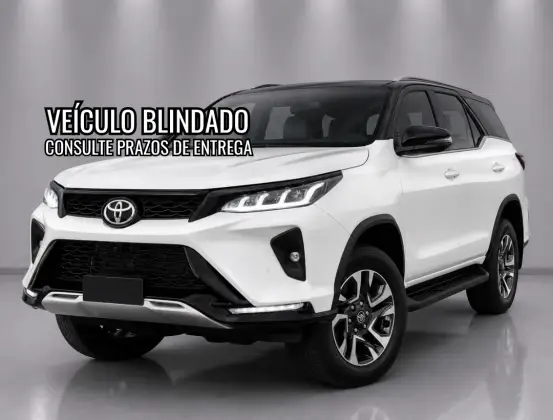 TOYOTA HILUX SW4 2.8 D-4D TURBO DIESEL DIAMOND 7L 4X4 AUTOMÁTICO
