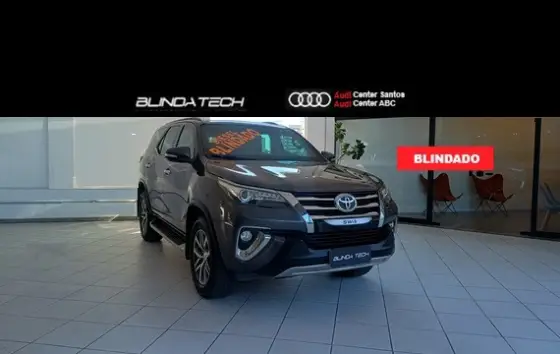 TOYOTA HILUX SW4 2.8 SRX 4X4 16V TURBO INTERCOOLER DIESEL 4P AUTOMÁTICO