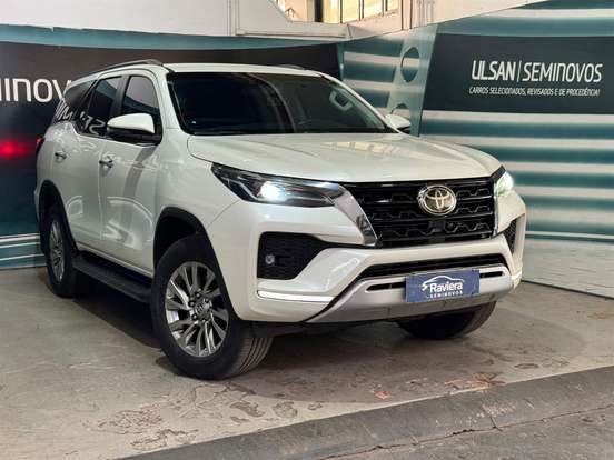 TOYOTA-HILUX SW4-2021