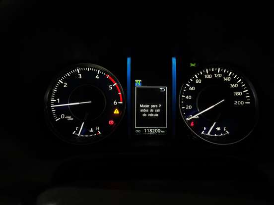 TOYOTA-HILUX SW4-2.8 D-4D TURBO DIESEL SRX 7L 4X4 AUTOMÁTICO TOYOTA-HILUX SW4-2021