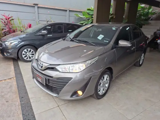 TOYOTA YARIS 1.5 16V FLEX SEDAN XL MULTIDRIVE TOYOTA YARIS 1.5 16V FLEX SEDAN XL MULTIDRIVE