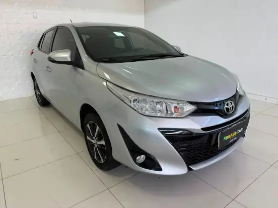 TOYOTA-YARIS-2018