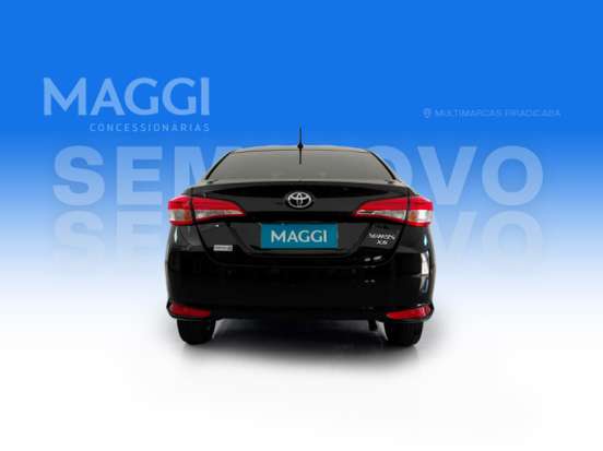 TOYOTA-YARIS-2024