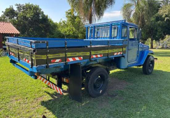TOYOTA-BANDEIRANTE-1981