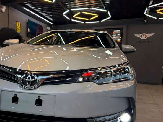 TOYOTA-COROLLA-1.8 GLI 16V FLEX 4P AUTOMÁTICO TOYOTA-COROLLA-2017