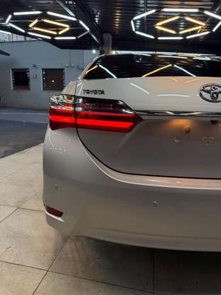 TOYOTA-COROLLA-2017