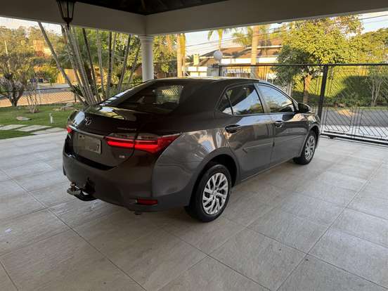 TOYOTA-COROLLA-2017