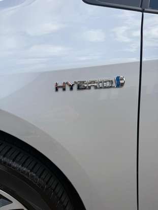 TOYOTA-COROLLA-2023