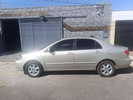 TOYOTA-COROLLA-2003