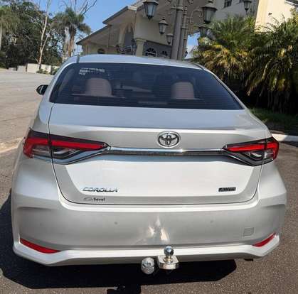 TOYOTA-COROLLA-2024