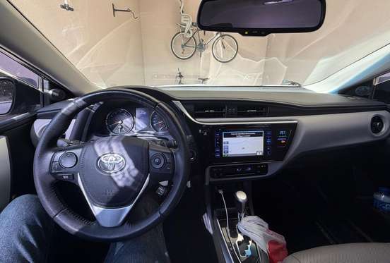 TOYOTA-COROLLA-2017