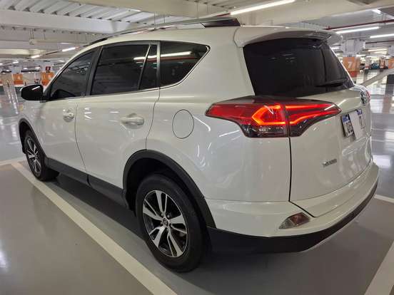TOYOTA-RAV4-2.0 TOP 4X2 16V GASOLINA 4P AUTOMÁTICO TOYOTA-RAV4-2018
