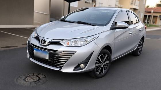 TOYOTA YARIS 1.5 16V FLEX SEDAN XS CONNECT MULTIDRIVE