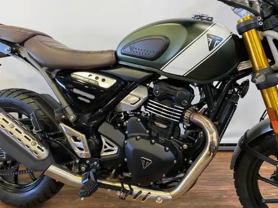 TRIUMPH-SCRAMBLER 400 X-2025