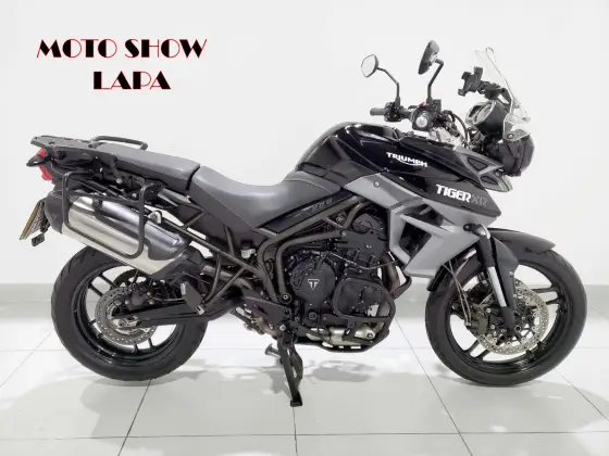 TRIUMPH TIGER 800 XR TRIUMPH TIGER 800 XR